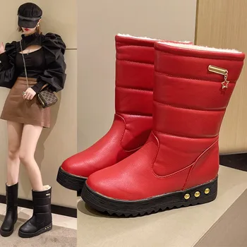 2023 Женские зимние ботинки до середины икры в Корейском стиле, Однотонная теплая Хлопчатобумажная обувь, Кожаные ботинки с толстой подошвой