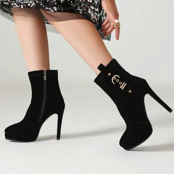 2023 Модные черные женские ботильоны из флоковой кожи на тонком высоком каблуке, короткие ботинки на платформе с острым носком, осенне-зимняя женская обувь