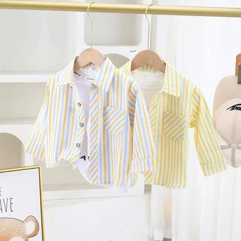 Детская рубашка для мальчиков, пальто, Новинка 2023 года, Весенне-осенний Красивый топ в Корейскую полоску для мальчиков, Свободная рубашка для мальчиков, Модная Повседневная одежда