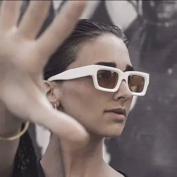 Модные солнцезащитные очки в маленькой коробке 2023 года для женщин, европейские и американские солнцезащитные очки в стиле ретро